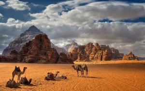 Classic Tour of Wadi Rum and Petra Shore Excursion 2 day 1 night overnight in Petra or Wadi Rum 1